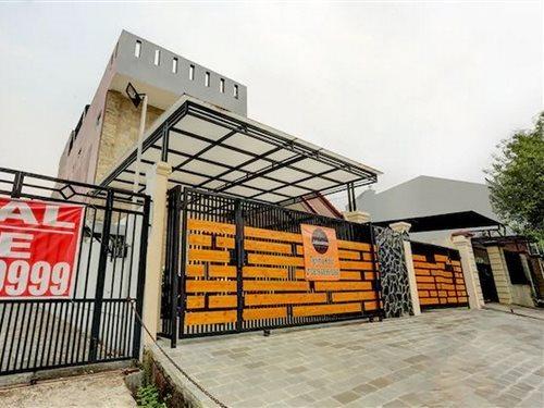Jabusimo Syariah Redpartner Hotel Jakarta Ngoại thất bức ảnh